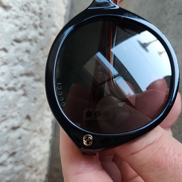 Gucci GG0023S 003 Acetate Oval Sunglasses Black/Gold - Picture 10 of 12